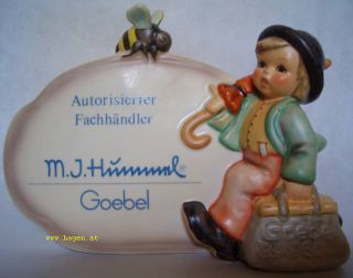 AUFSTELLSCHILD WANDERBUB - HUMMELFIGUR 900